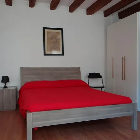 Goldoni Apartmán *